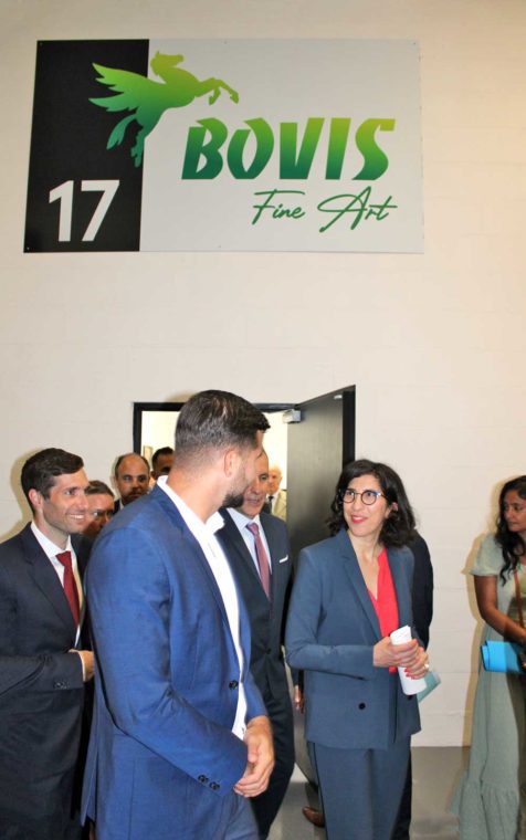 Mme la Ministre de la Culture visite les locaux de Bovis Fine Art en compagnie d'Alexandre Bovis